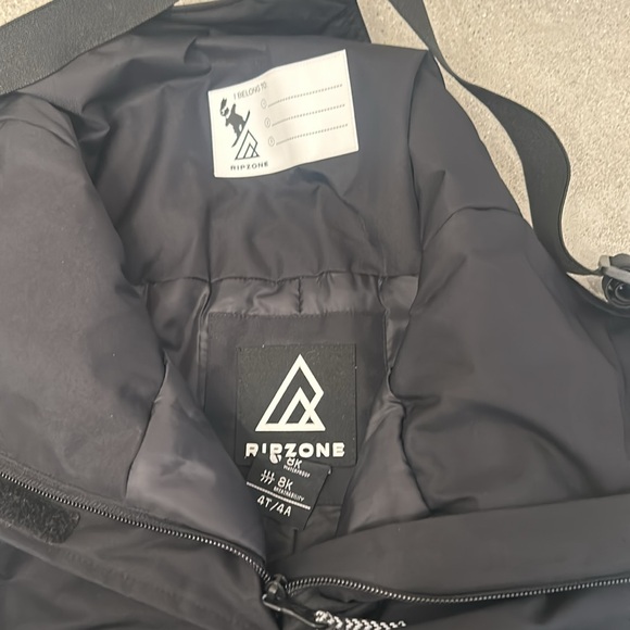 Like New 5T Ripzone Single Piece Bib Snowpants - Picture 2 of 4